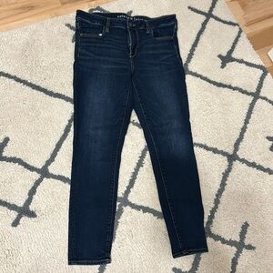 Women’s American Eagle skinny jeans    Size 14 regular